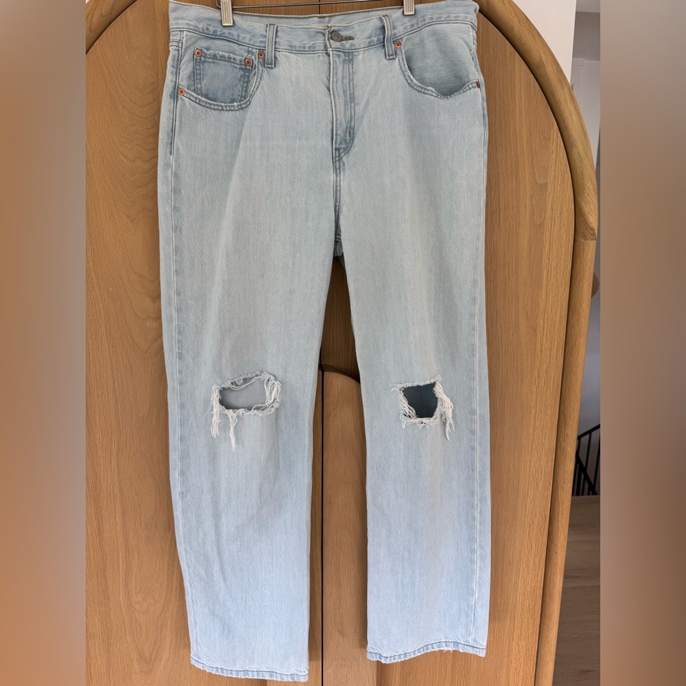 Levi's Low Pro Straight Distressed Style Women’s Jeans Size 32
